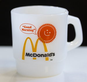  beautiful goods! Fire King mug McDonald's Mac heat-resisting coffee America Vintage handle burger 