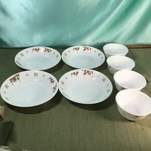 【未使用】コレール iwaki(イワキ） ファミリーブリス　計8枚セット　深皿、多用ボウル　アメリカ製