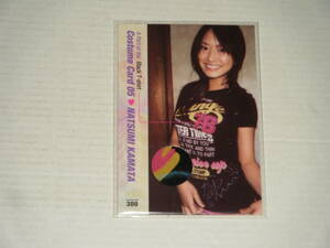 □■HIT's(2009)/鎌田奈津美 コスチュームカード05(黒Tシャツ カラー文字部分) #058/300