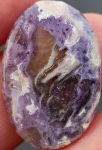 ★モラドオパール　Natural Morado Opal Cabochon　14 Cts 26x17x3 MM.