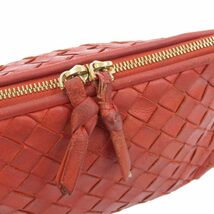 【本物保証】 ボッテガヴェネタ BOTTEGA VENETA イントレチャート編み込み ポーチ レザー レッド_画像6