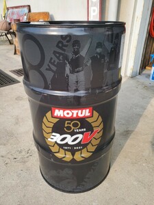 空缶です！300V　モチュールエンジンオイル　50周年記念パッケーキ　60L缶　MOTUL
