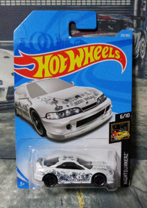 HotWheels CUSTOM '01 ACURA INTEGRA GSR 　ホットウィール カスタム 2001 アキュラ インテグラ GSR　 カード傷み　　 ///(61)