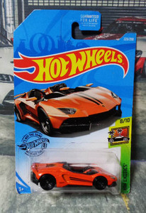 HotWheels LAMBORGHINI AVENTADOR J　　ホットウィール ランボルギーニ アヴェンタドール J　　説明文・写真ご参照　　　 　///(42)