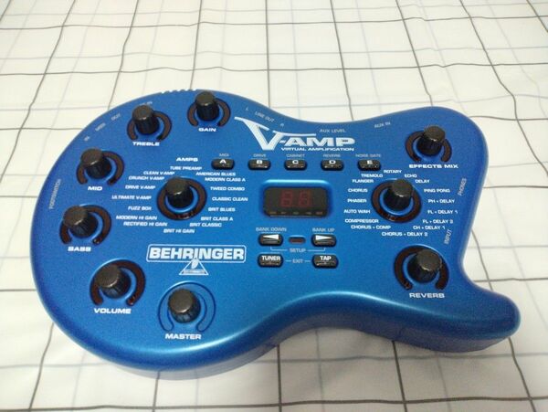 BEHRINGER V-AMP ベリンガー アンプシュミレーター