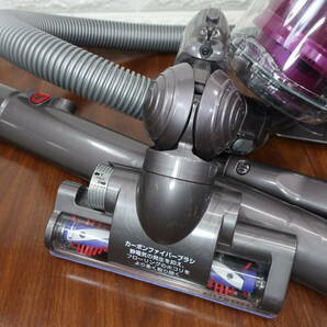 ほぼ未使用 dyson ● DC 36 ダイソン 掃除機 タービンヘッド 高速デジタルモーター搭載 動作品の画像3