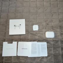 通電確認済！　AirPods Pro 第1世代　MWP22J/A Apple アップル　ワイヤレスイヤホン Bluetooth 純正　清掃済　イヤホン　ジャンク　箱付　_画像2