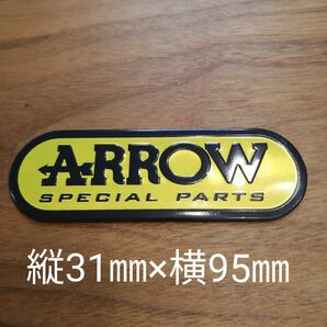 ARROW(アロー) "黄色"アルミ耐久ステッカー 縦31㎜×横95㎜