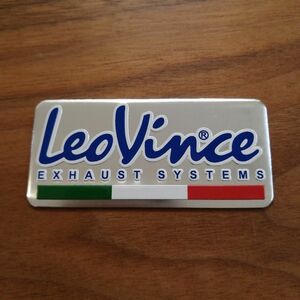 LeoVince（レオヴィンチ）アルミ耐熱ステッカー 縦35㎜×横75㎜