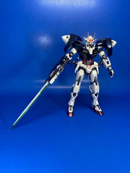 MG1/100 00ライザー　塗装済完成品 