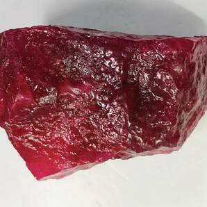 【大地のパワー絶大】天然ルビーコランダム 原石 1800.25Ct Ruby 天然石 パワーストーン 鑑別書付き ソーティング Corundum 宝石 鑑賞石の画像4