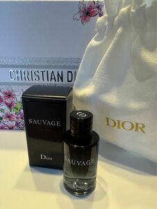 正規品　ディオール ソヴァージュ オードゥ トワレ　Dior SAUVAGE 10ml 香水 ミニ巾着　プレゼント