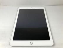 iPad 9.7インチ 第5世代[32GB] セルラー docomo シルバー【安 …_画像2
