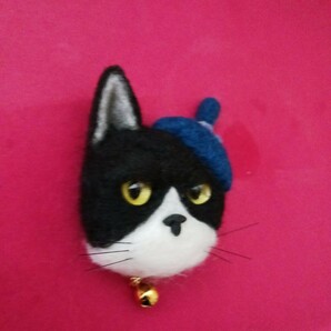 もたこ 羊毛フェルト猫 ハチワレ猫 ハンドメイド 猫 黒猫 はちわれ黒猫 ハチワレ猫 ベレー帽猫 羊毛フェルト黒猫 羊毛フェルトの猫の画像8