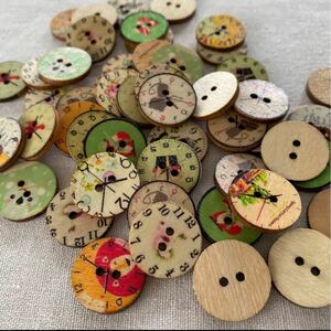 *a18/ wooden button / clock pattern / approximately 100 piece 