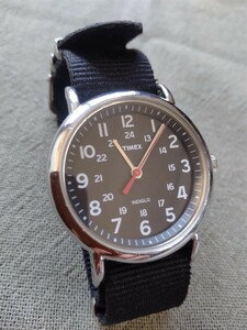 TIMEX タイメックス INDIGLO ミリタリーウォッチ 3針腕時計 ブラックフェイス 黒ベルト　送料220円