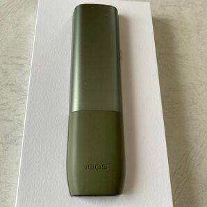 IQOS ILUMA ONE アイコス イルマワン　モスグリーン　管理03095