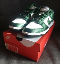 NIKE DUNK LOW DX5931 ナイキダンクロー ESS SNKR　メンズ26.5cm　ウィメンズ27cm　新品箱付き_画像5