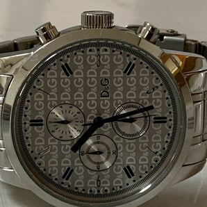 D&Gドルチェアンドガッバーナ 本物 全面ロゴダイヤル ビックフェイス 人気クロノグラフ メンズ腕時計 稼働品の画像6