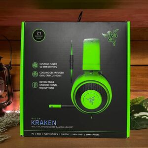 Razer KrakenゲーミングヘッドセットRZ04-02830200-R3M1（Razer Green）