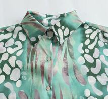 green vintage ヴィンテージ レトロ 柄 シャツ ブラウス トップス Lサイズ レディース★ZARA 好きな方に★2024 S/S 春新作 新品未使用★_画像3