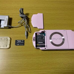 【ジャンク品】PSP-2000 ローズ・ピンク バッテリー無し