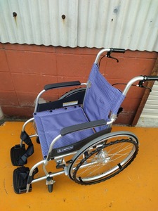 KS-24-0311-12　【カワムラサイクル】　自走式車椅子 ふわりす 【KF22-40SB】