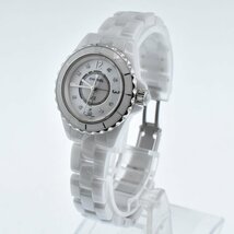 シャネル CHANEL H2422 J12 8P ダイヤモンド ホワイトシェル ダイヤル クォーツ レディース 美品 箱付き O#129800_画像2