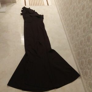 ブラック 黒 ドレス