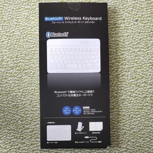 ワイヤレスキーボード Bluetooth スタンド付