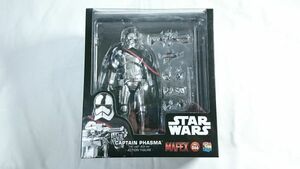 【箱開封品 未使用品 フィギュア】『MAFEX(マフェックス)No.066 スター・ウォーズ/ザ ラスト ジェダイ バージョン キャプテン ファズマ』