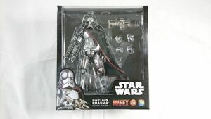 【箱開封品 未使用品 フィギュア】『MAFEX(マフェックス)No.028 スター・ウォーズ/フォースの覚醒 CAPTAIN PHASMA(キャプテン ファズマ)』