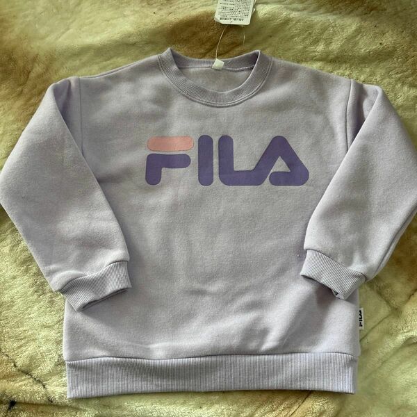 新品　FILA トレーナー