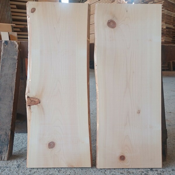C-1715 　国産ひのき　耳付節板　2枚セット　テーブル　棚板　看板　一枚板　無垢材　桧　檜　DIY