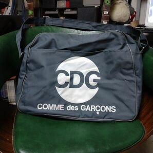 COMME des GARCONS / 超珍品？激レア・入手困難 スポーティー&カジュアリー・ショルダーorクロス・ボディ・バッグ