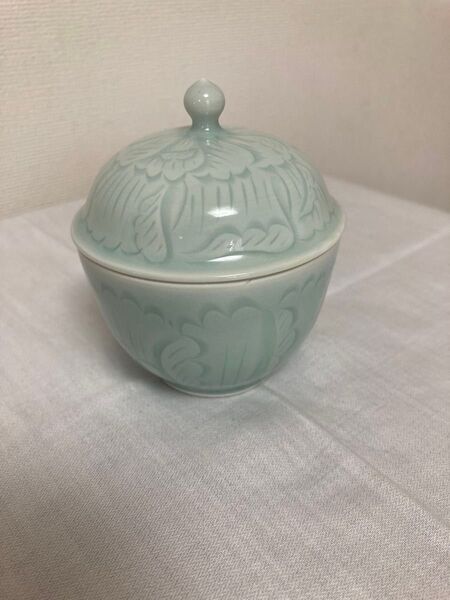 【未使用】青白磁盒 磁器 岱山 器 蓋付 小物入れ