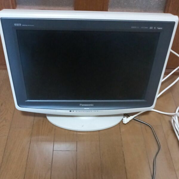 Panasonic VIERA TH-L17X1