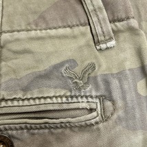 アメリカンイーグル American Eagle チノパンツ 迷彩柄 若干テーパード 鳥の刺繍 綿100% 29 カーキグリーン 緑系×茶×紺 メンズ_画像3