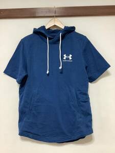 し1351 UNDER ARMOUR アンダーアーマー 半袖パーカー フーディ HOODIE MD ネイビーブルー系 裏パイル ロゴプリント プルオーバー 