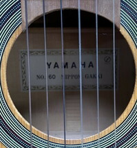 【に-3-27】160 YAMAHA ヤマハ アコースティックギター No.60 弦楽器 本体のみ キズ汚れあり 現状品_画像6