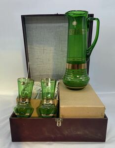 【い-4-7-100】未使用 BOHEMIA GLASS デキャンタ 1個 グラス 6客 チェコ製 緑金彩 ピッチャー ガラス工芸