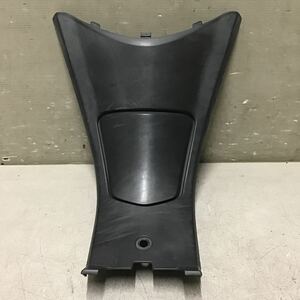 c22-9 ホンダ PCX125 JF28 フューエルリッドカバー　センターカバー　純正部品