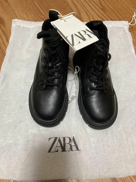 【新品】ZARA レースアップブーツ