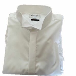 【未使用】オリヒカ　ドレスシャツ　カラー：白　サイズ：LL 袖口飾りボタン有　長袖　