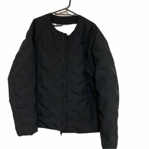 TIGORA アルミ蓄熱ノーカラージャケット　サイズ：2XL 身幅：59.5㎝　着丈：73㎝　袖丈：68㎝　カラー：ブラック