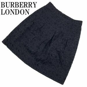 LA1165 バーバリーロンドン 花柄刺フレアスカート BURBERRY LONDON 裏地あり 黒ブラック 40