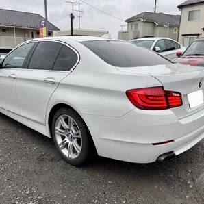 【激安！2012y BMW 523i 】査定済/無事故/実走行/車検R7年5月後迄/ナビ・地デジ/黒革/低燃費ターボ/元正規D認定中古車/絶好調！の画像4