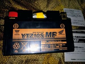 バイク用バッテリー　YTZ10S MF