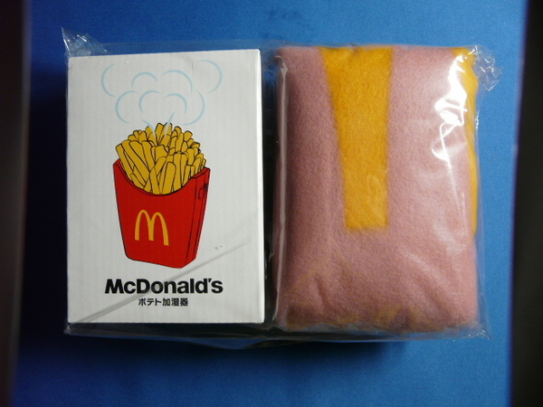 マクドナルド福袋 ★マクドナルドの福袋2024 4点セット( ポテト 加湿器・ ブランケット・ コインポーチ・ミニプレート) ★商品無料券なし