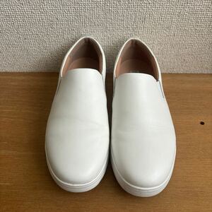 Fitflop フィットフロップ　レザースリッポン